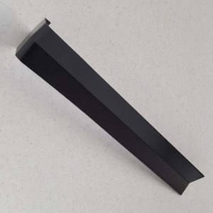 in 135 black
