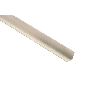 Cream Angle 25 x 25 x 2.7m